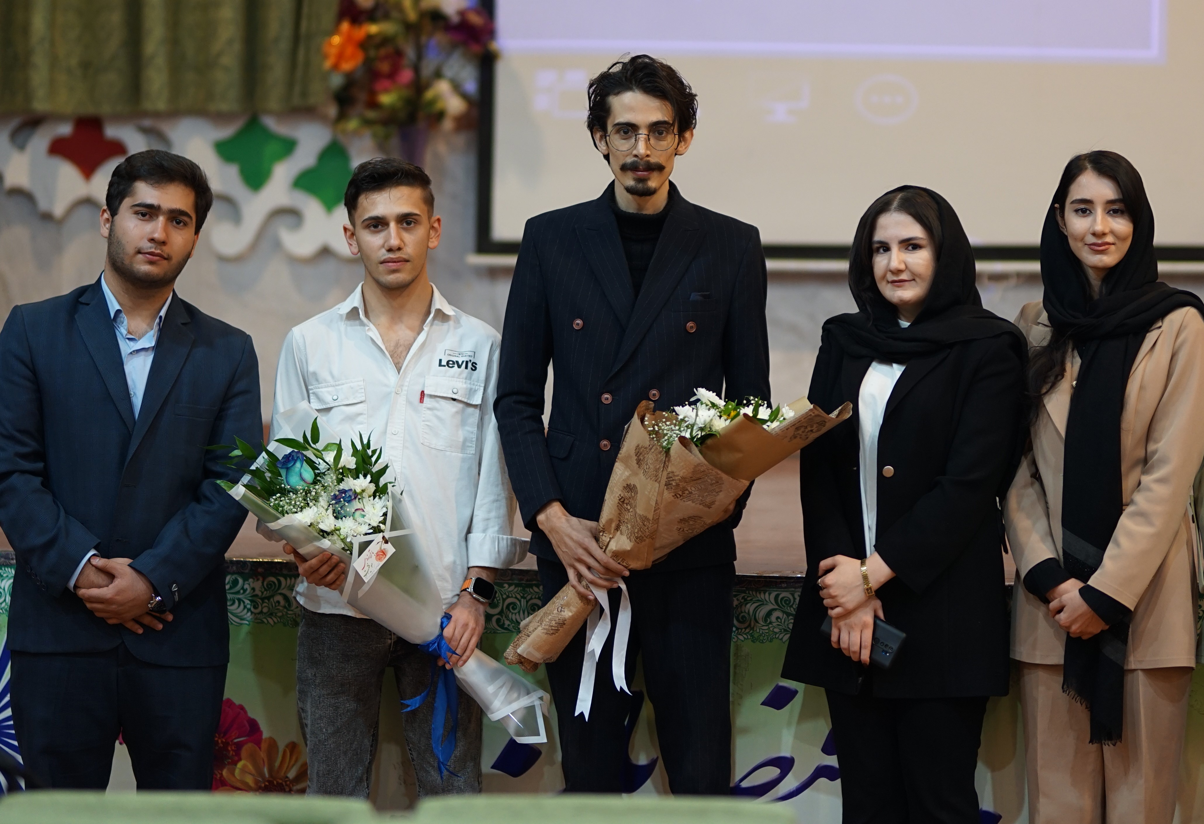 کیمیاگران شیردال